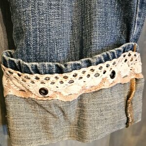 Manhattan Collection Blues Stonewash Cuffed Jeans (4)